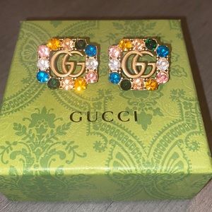 Gorgeous fashionable earrings